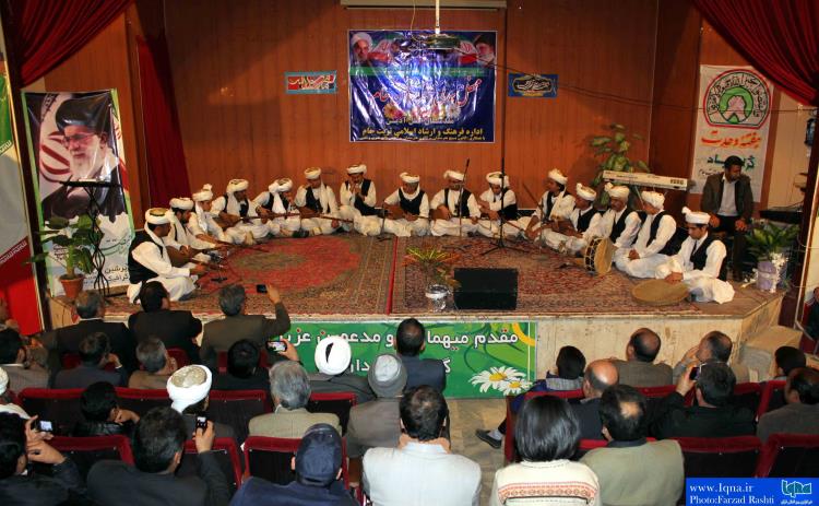 محفل همدلی هنرمندان تربت جام به مناسبت هفته وحدت