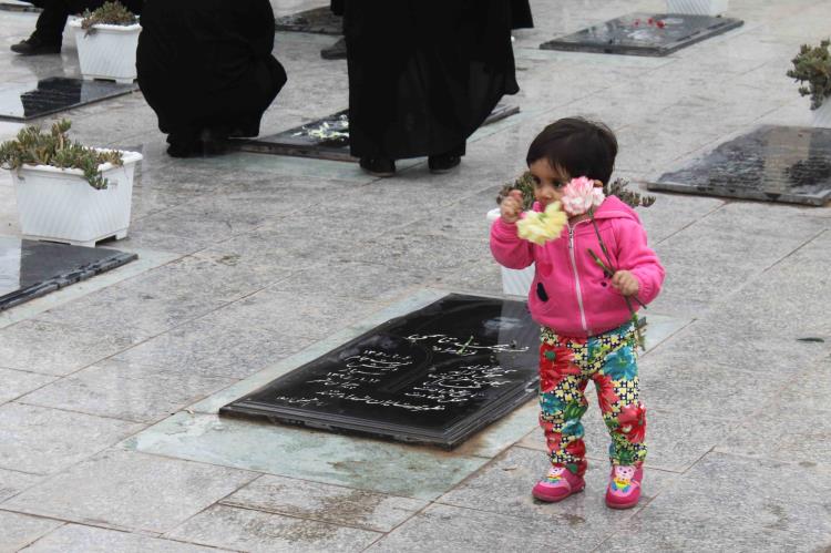 غبارروبی و عطرافشانی مزار شهدای تربت جام