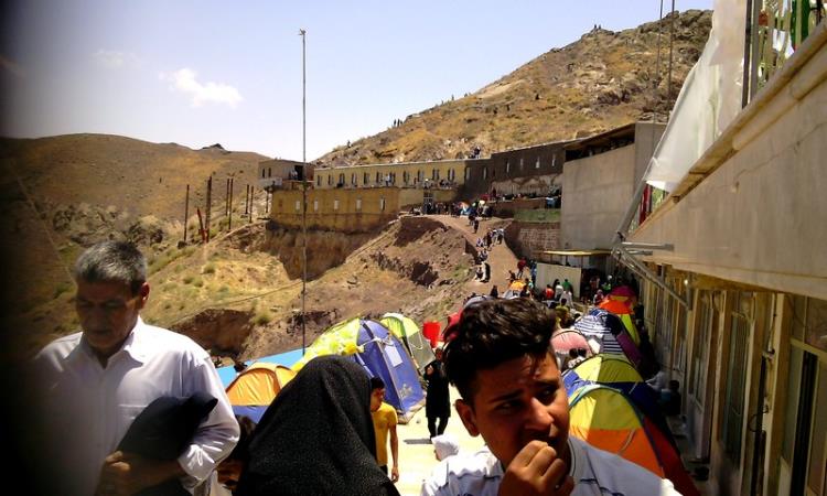 زیارتگاه امامزاده حسین اصغر ع در نزدیکی شهرستان خوشاب