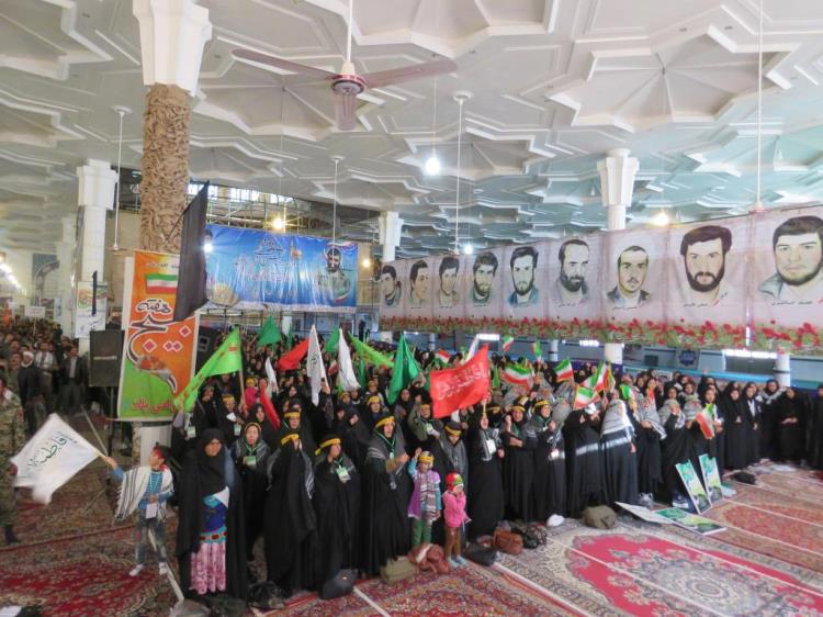 نمایش اقتدارپنج هزاربسیجی شیعه واهل سنت باعنوان لبیک یا حسین(ع) درتربت جام