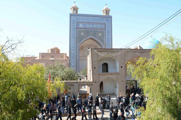 مراسم عاشورا در مزار شیخ احمد جامی تربت جام